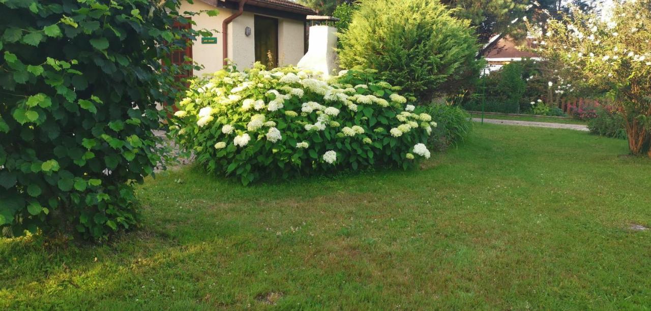 Gites Les Grandes Voies - Cle Vacances Le Menil Экстерьер фото